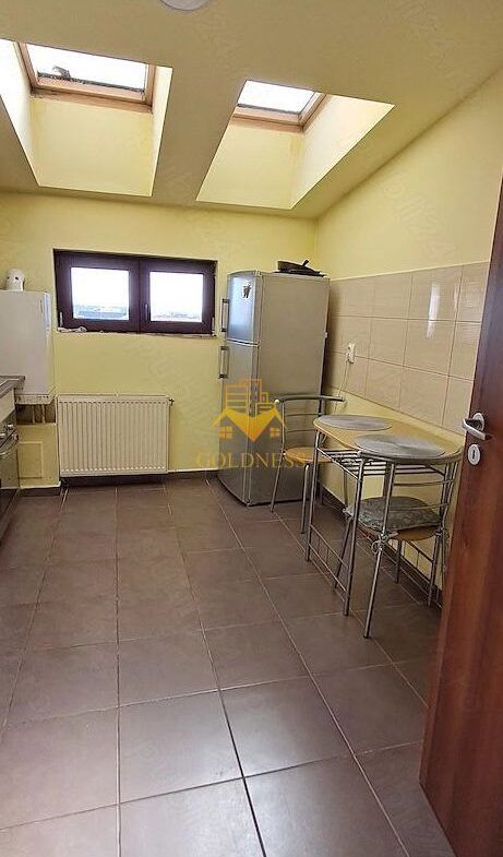 2 camere semidecomandate, balcon, Iulius Mall, Fsega, Regina Maria