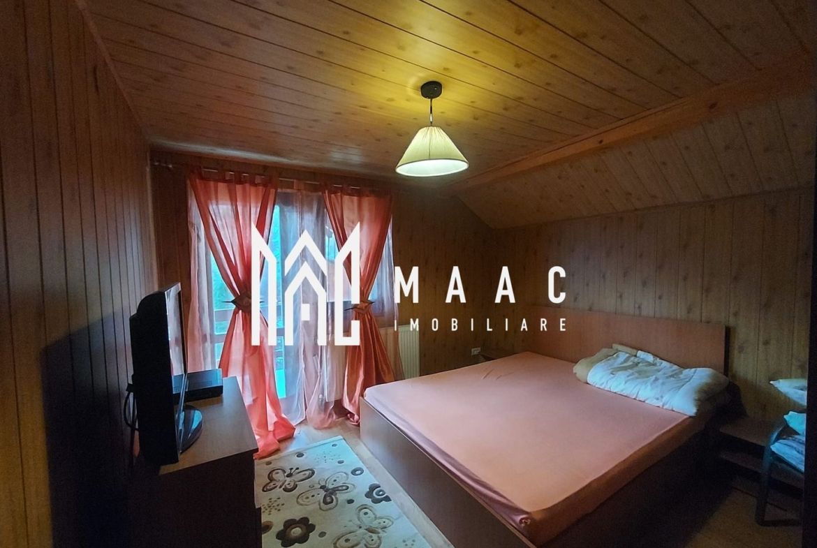 Casă | 260 mp utili | 1.100 mp teren | Râul Sadului |