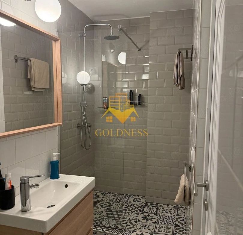 3 camere decomandate, Zona Big, Mehedinti, Manastur