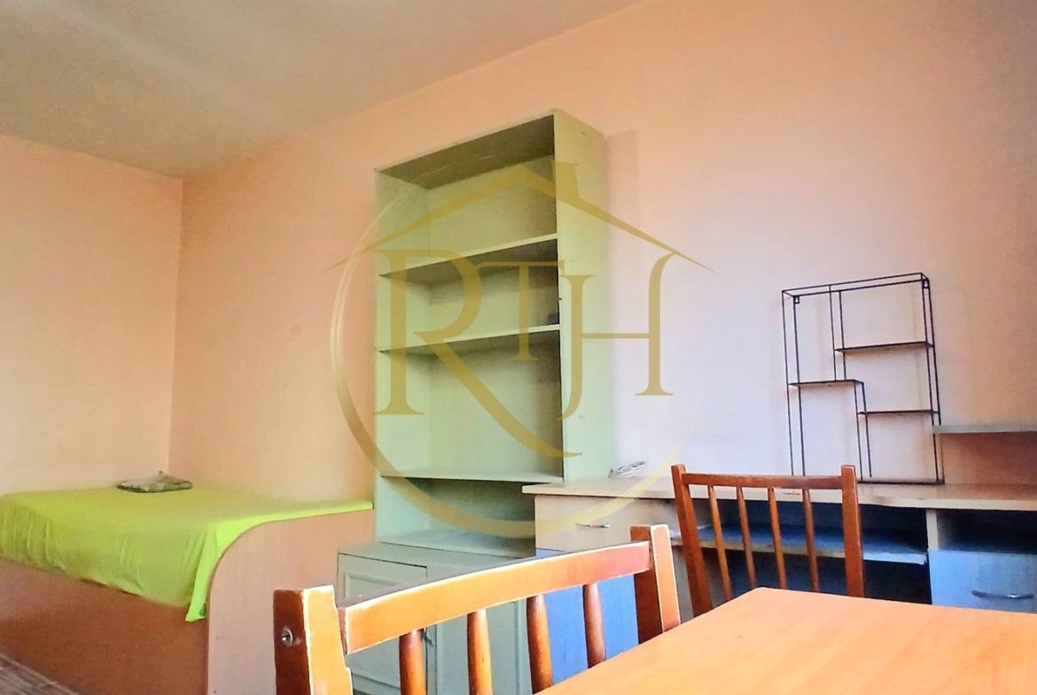 Oferim spre inchiriere garsoniera, situata in Complexul Studentesc - Imagine principala