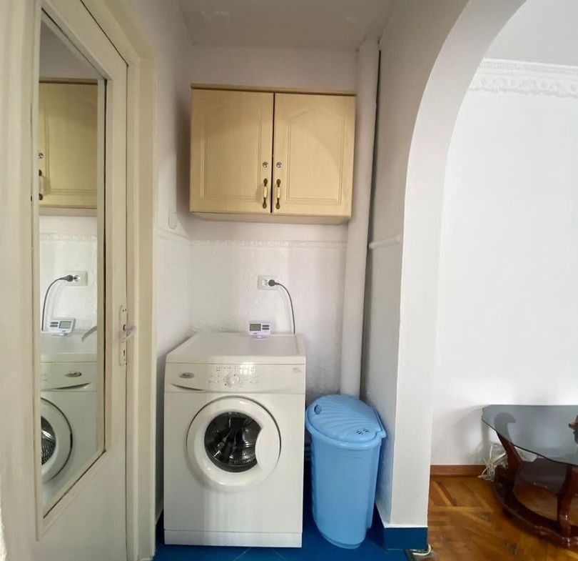 De vanzare apartament cu 2 camere mobilat si utilat, Micro 38, etaj 3