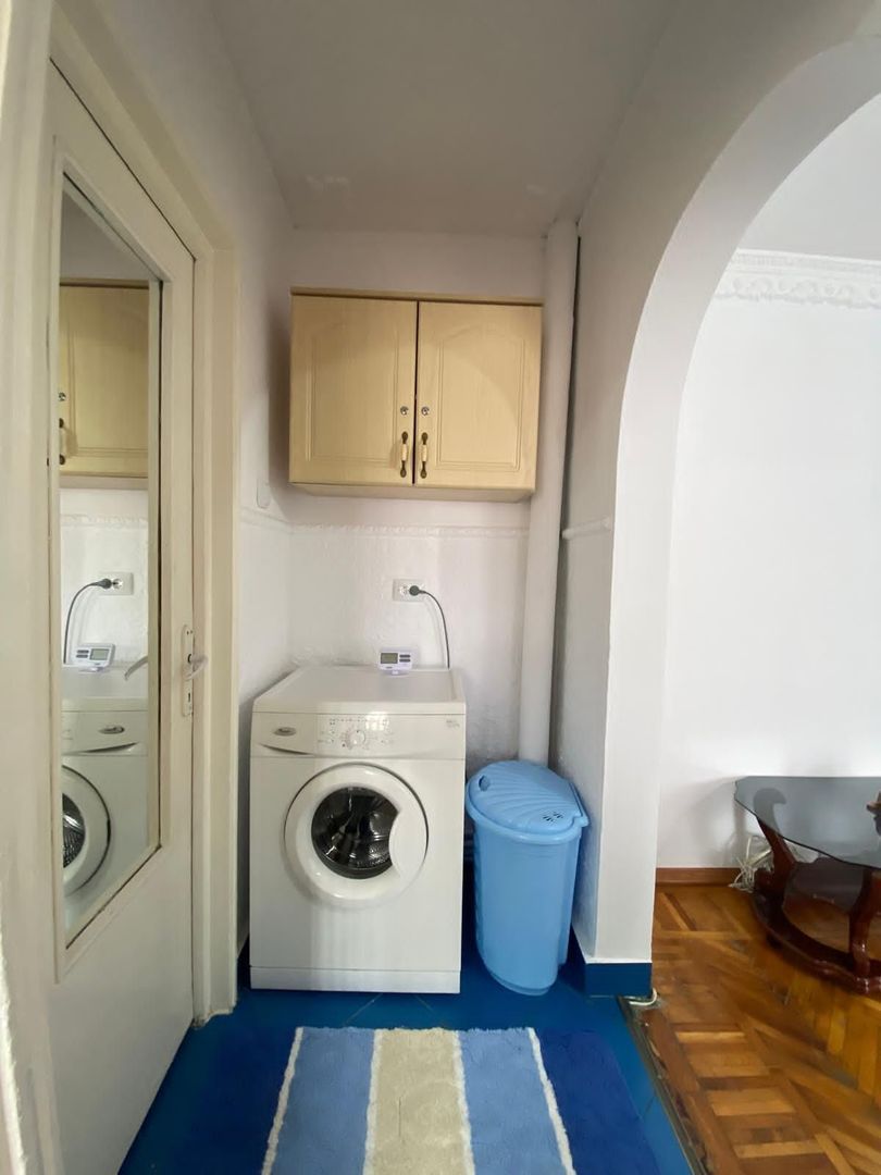 anBn-15120 De vanzare apartament cu 2 camere mobilat si utilat, Micro 38, etaj 3
