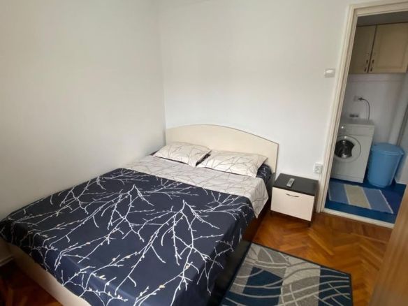 De vanzare apartament cu 2 camere mobilat si utilat, Micro 38, etaj 3 - foto 3