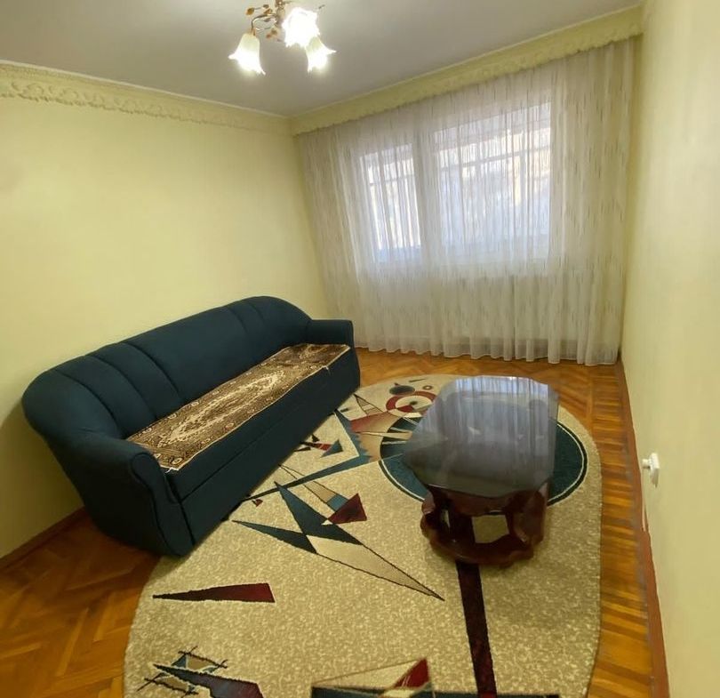 De vanzare apartament cu 2 camere mobilat si utilat, Micro 38, etaj 3