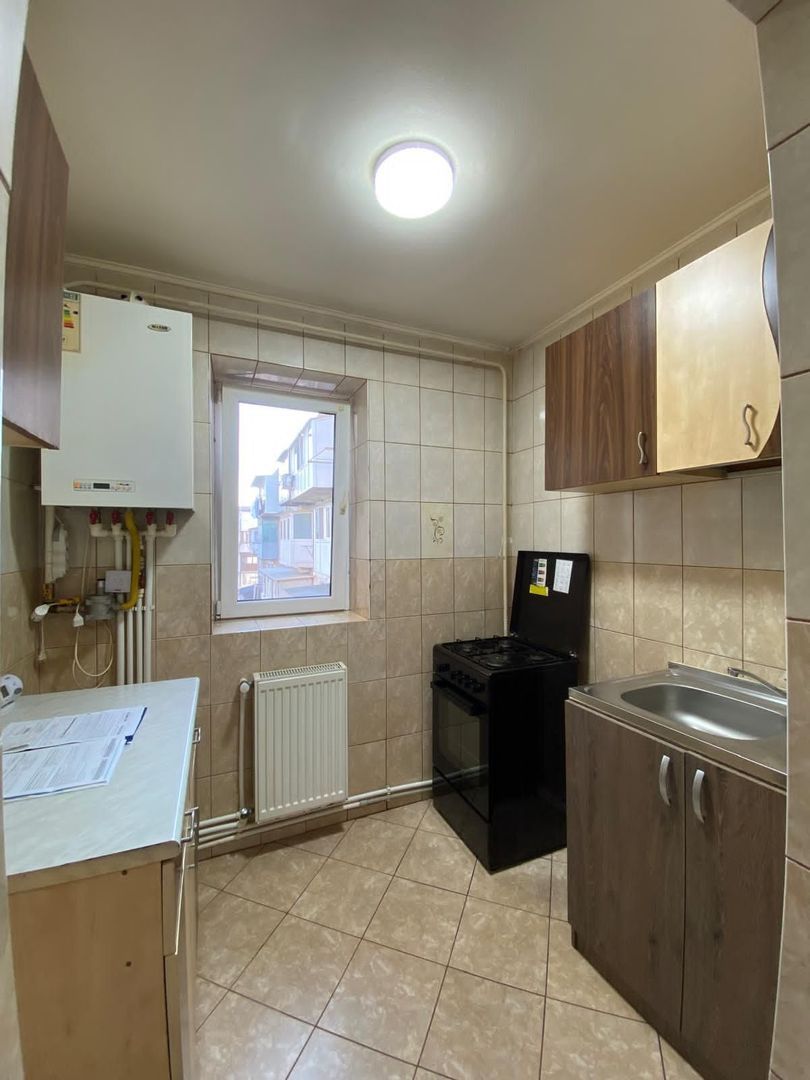 anBn-15125 De vanzare apartament cu 2 camere mobilat si utilat, Micro 38, etaj 3