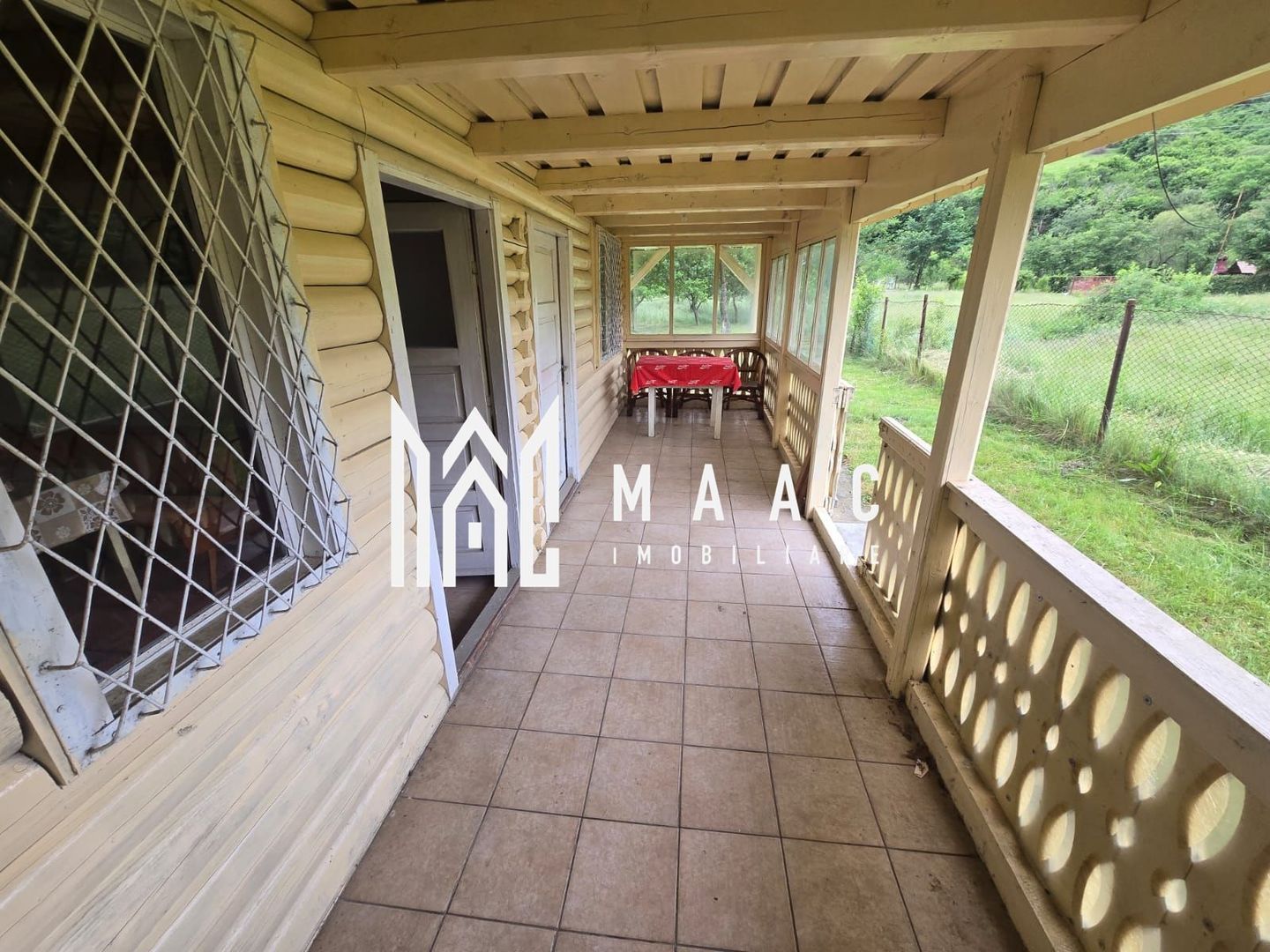Casa de vacanta 1200 mp teren Valea Lotrioarei
