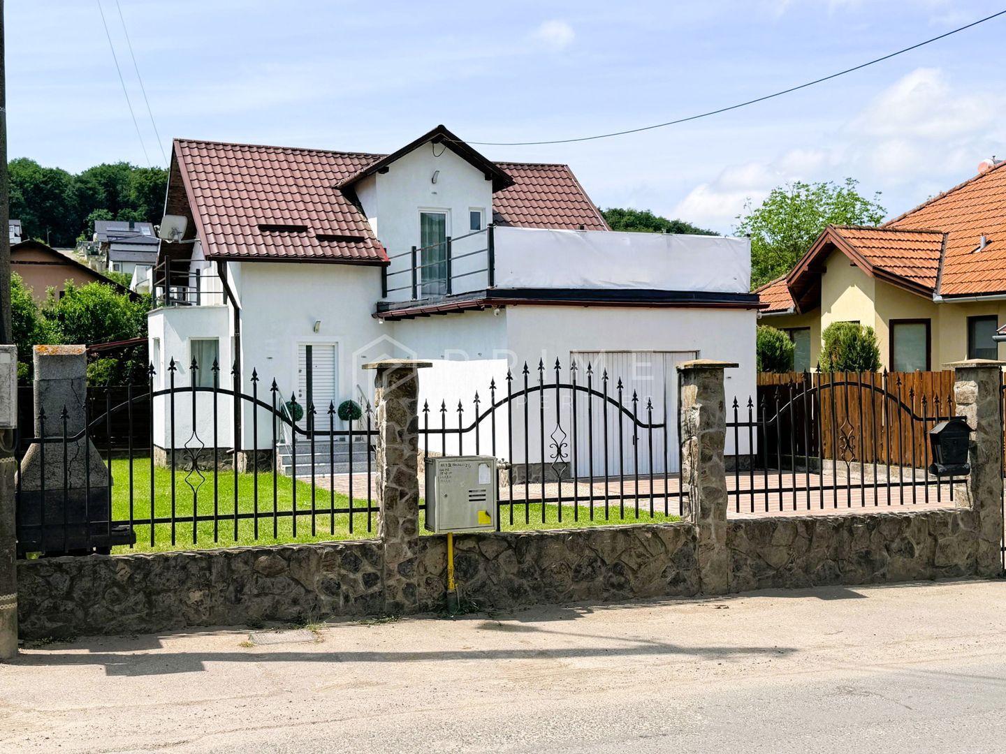 Casă individuală la 1 km de Târgu Mureș | 110 mp | Garaj | Terasă mare - Imagine principala