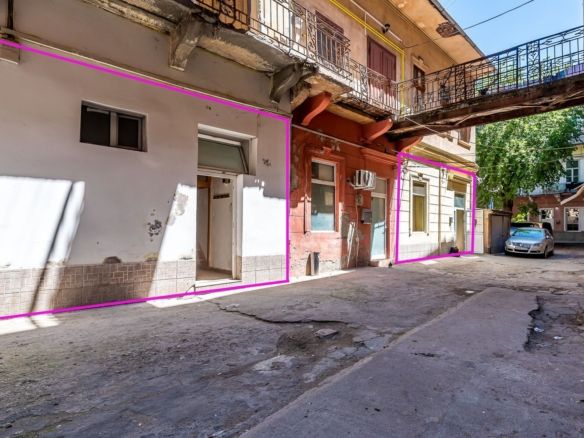 Spațiu birouri central cu 2 intrări pe Str. Unirii 1 Arad. - foto 3