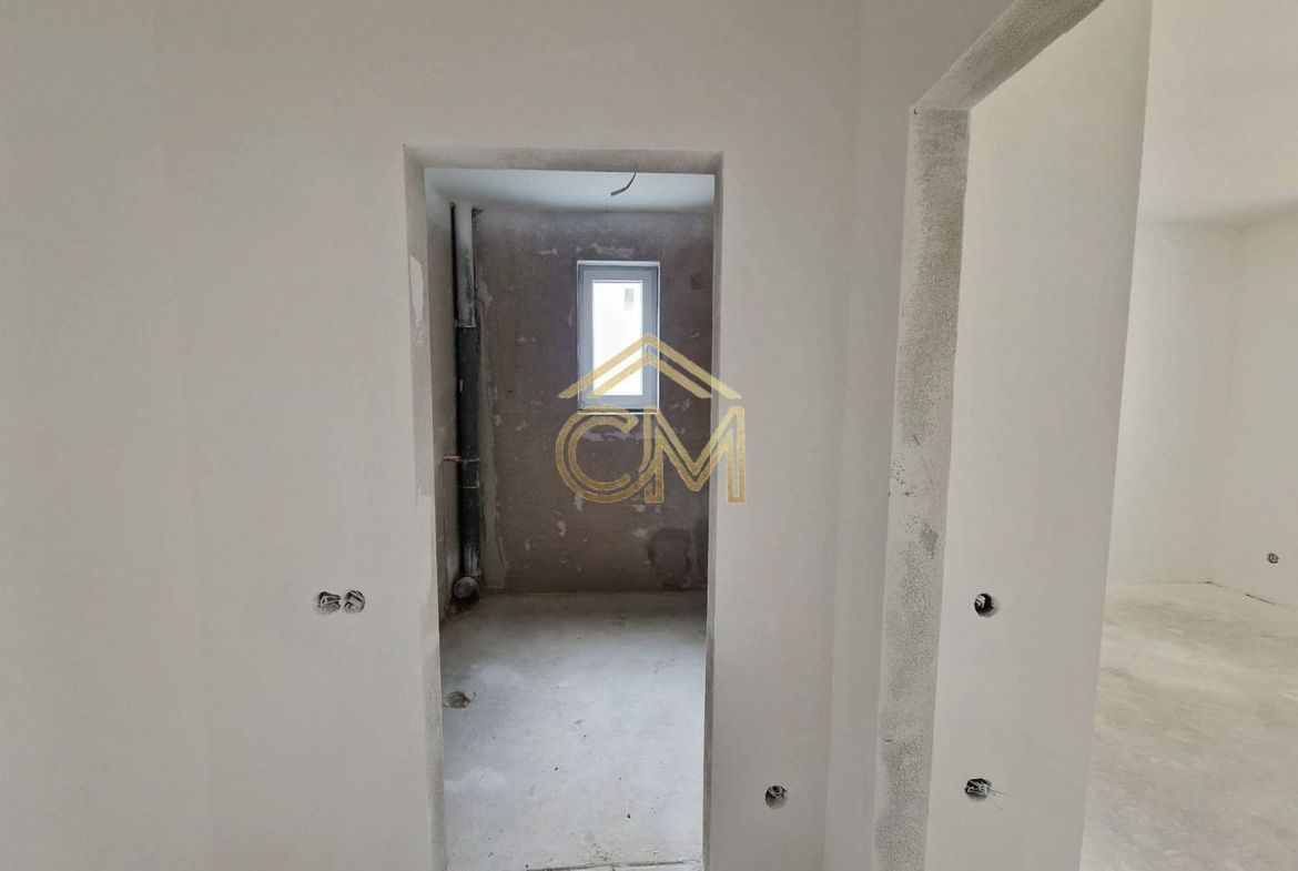Aparatment 2 Camere-50MP-Etaj 1-Balcon-Selimbar