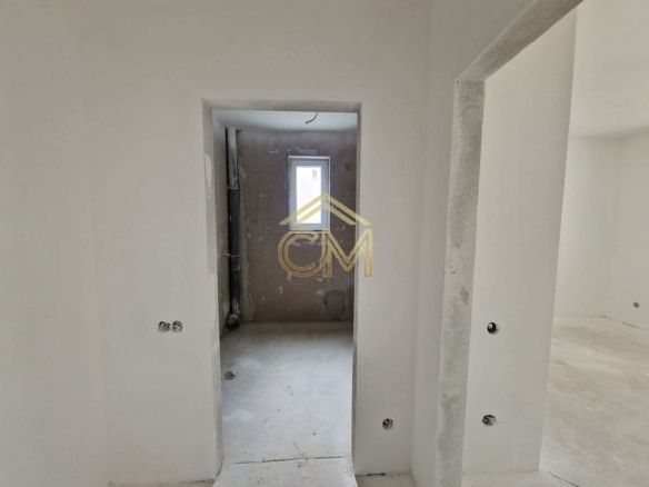 Aparatment 2 Camere-50MP-Etaj 1-Balcon-Selimbar - foto 3