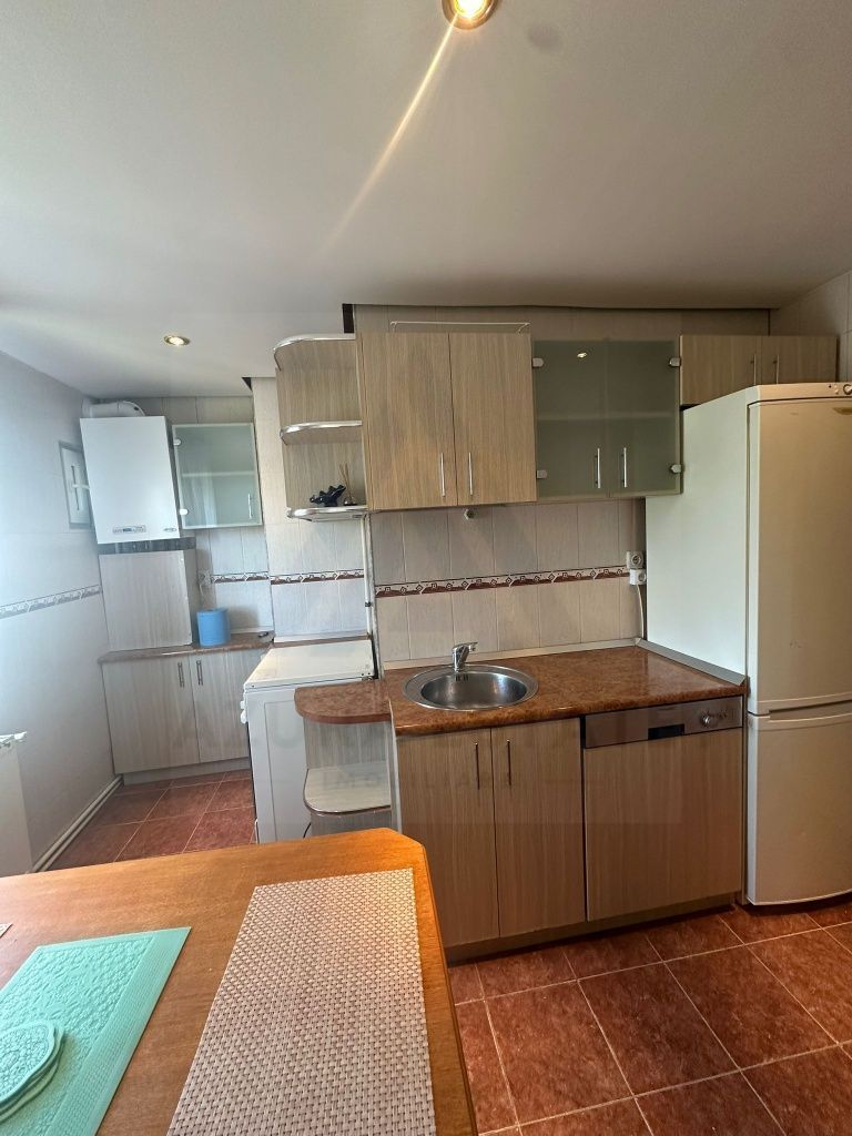 Apartament 2 camere 58 mp utili 2 balcoane 2 bai zona Broscarie