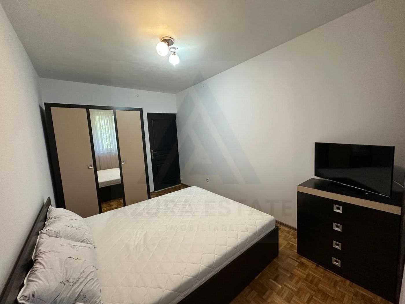 Apartament modern 2 camere 53 mp utili etaj 1 balcon inchis Strand - foto 3