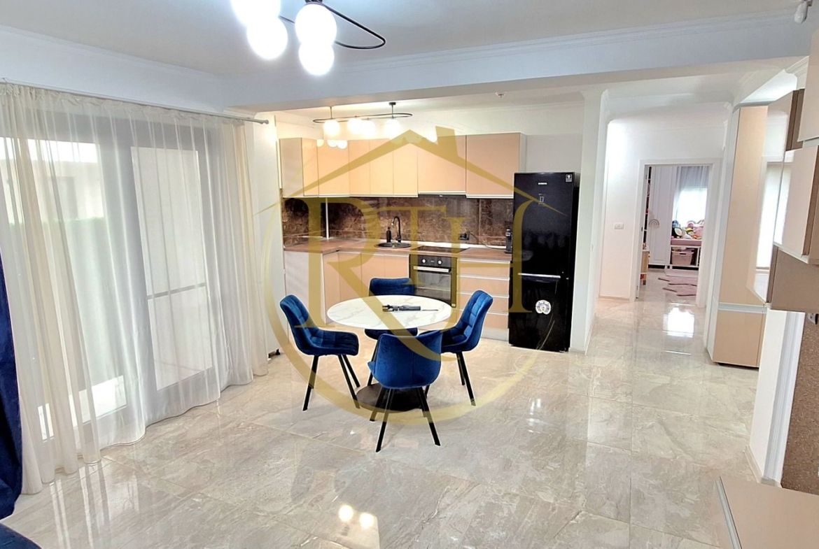 Prima inchiriere, Apartament modern, 3 camere, curte, zona Braytim, Parcare