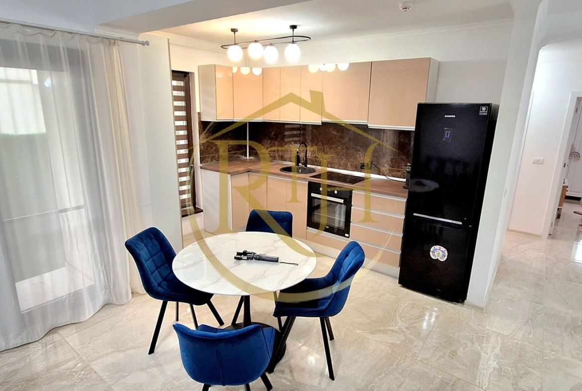 Prima inchiriere, Apartament modern, 3 camere, curte, zona Braytim, Parcare