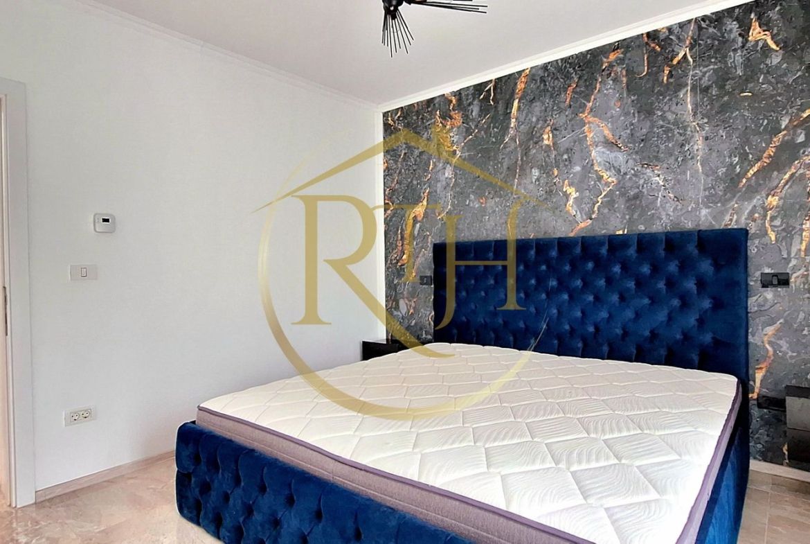 Prima inchiriere, Apartament modern, 3 camere, curte, zona Braytim, Parcare