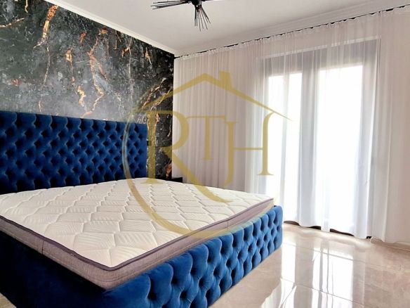 Prima inchiriere, Apartament modern, 3 camere, curte, zona Braytim, Parcare