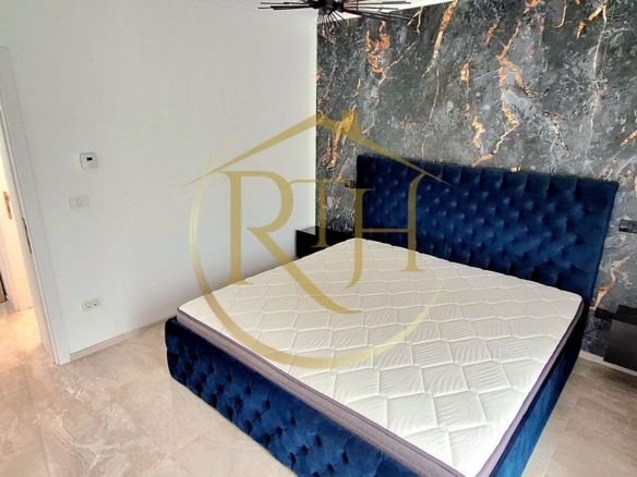 Prima inchiriere, Apartament modern, 3 camere, curte, zona Braytim, Parcare