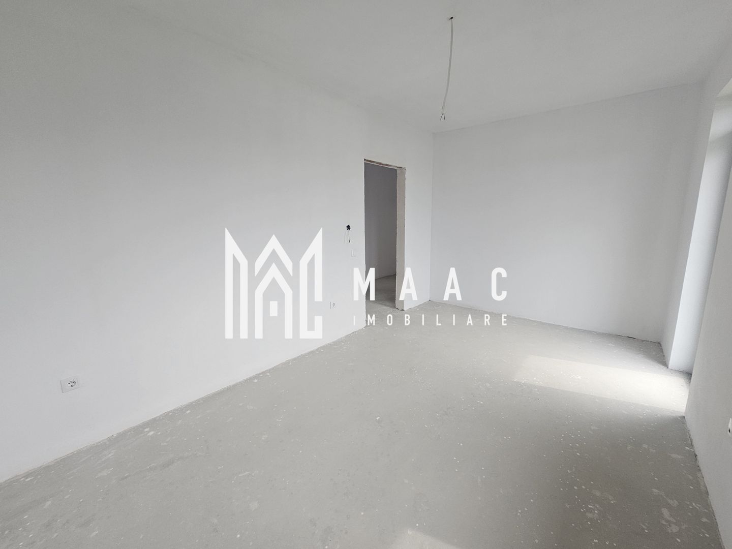 Casă triplex | 4 camere | 115 mp utili | 2 parcări | Șelimbăr