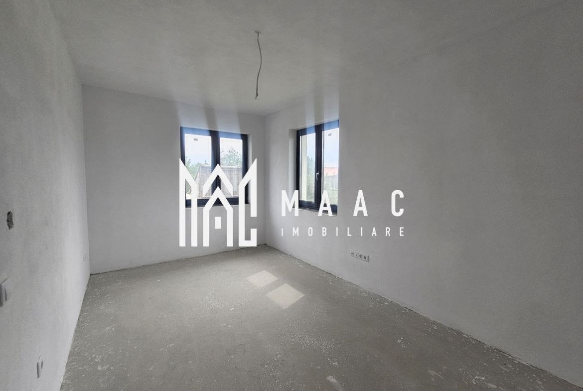 Casă triplex | 4 camere | 115 mp utili | 2 parcări | Șelimbăr