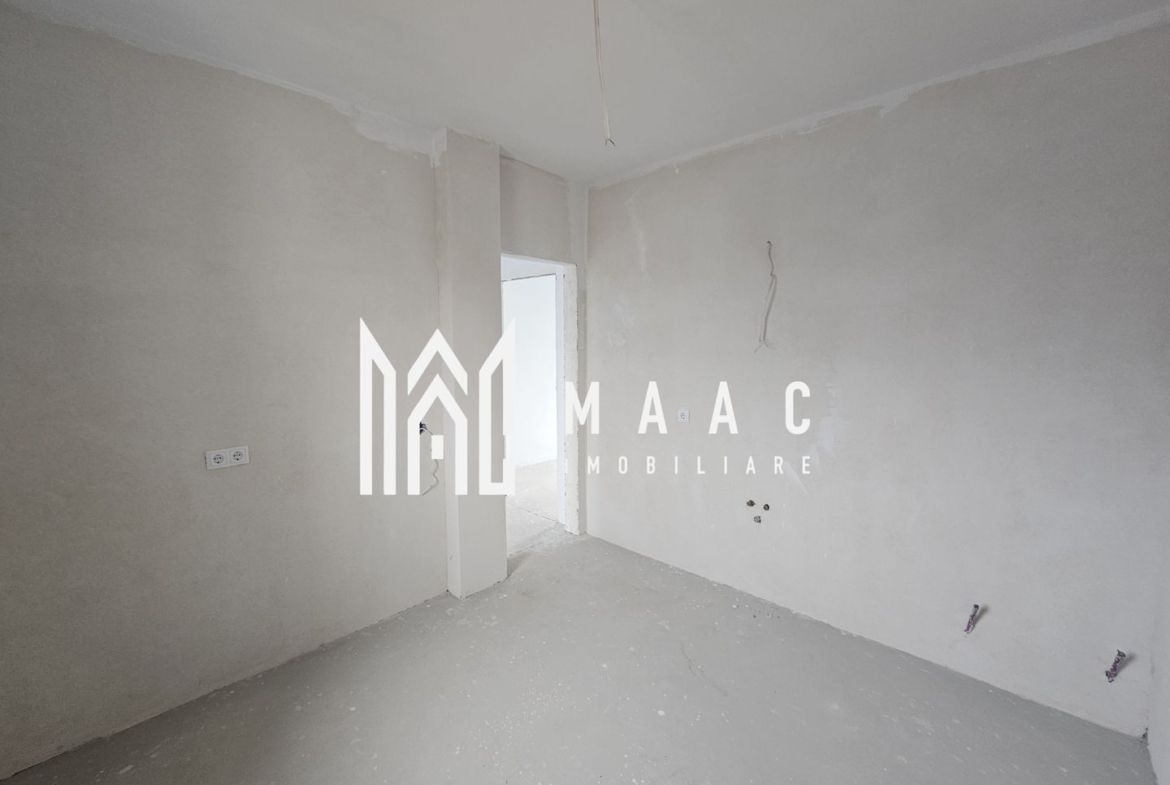 Casă triplex | 4 camere | 115 mp utili | 2 parcări | Șelimbăr