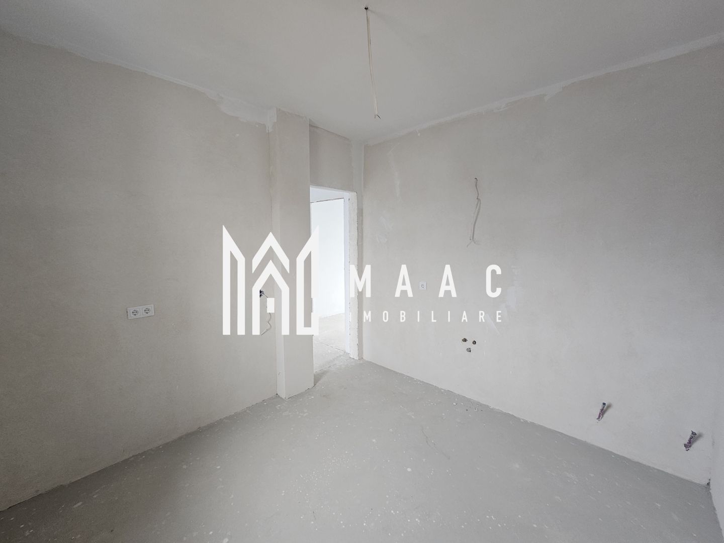 Casă triplex | 4 camere | 115 mp utili | 2 parcări | Șelimbăr