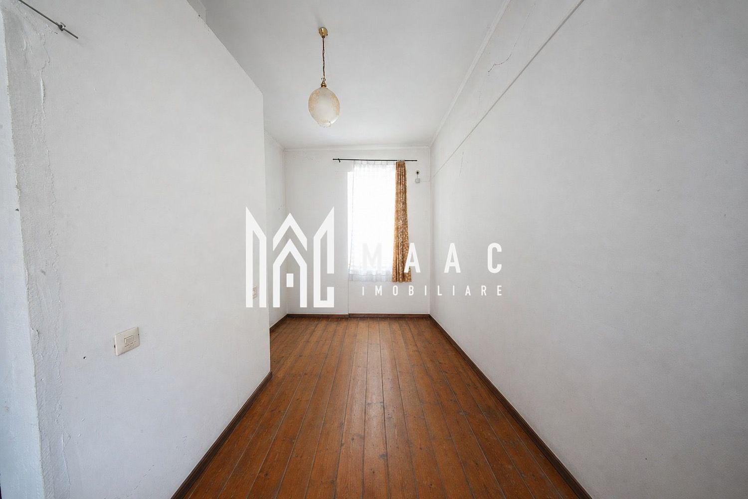 anBn-16535 Casă 6 camere | Ultracentral Sibiu | 280 mp, curte proprie