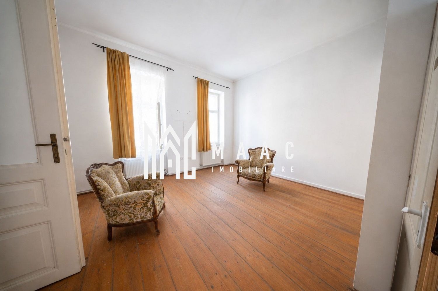anBn-16536 Casă 6 camere | Ultracentral Sibiu | 280 mp, curte proprie