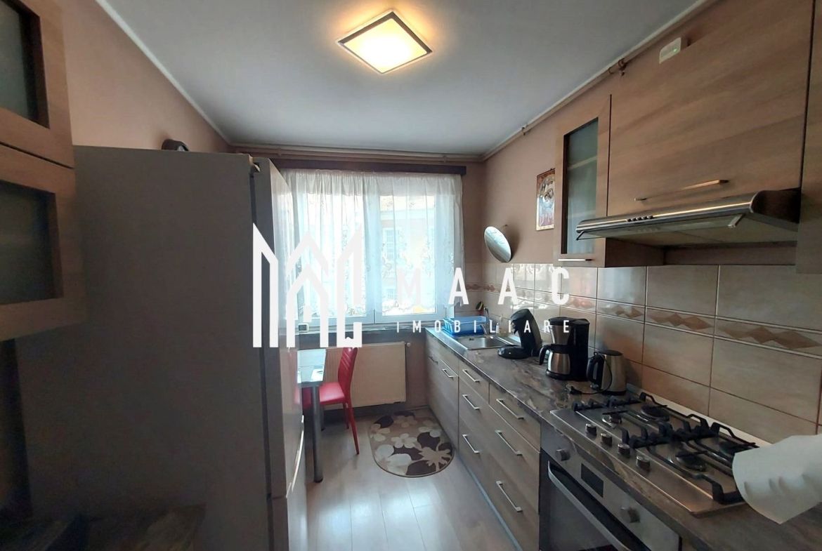 Apartament 3 camere Sibiu decomandat | Central | etaj 1, balcon
