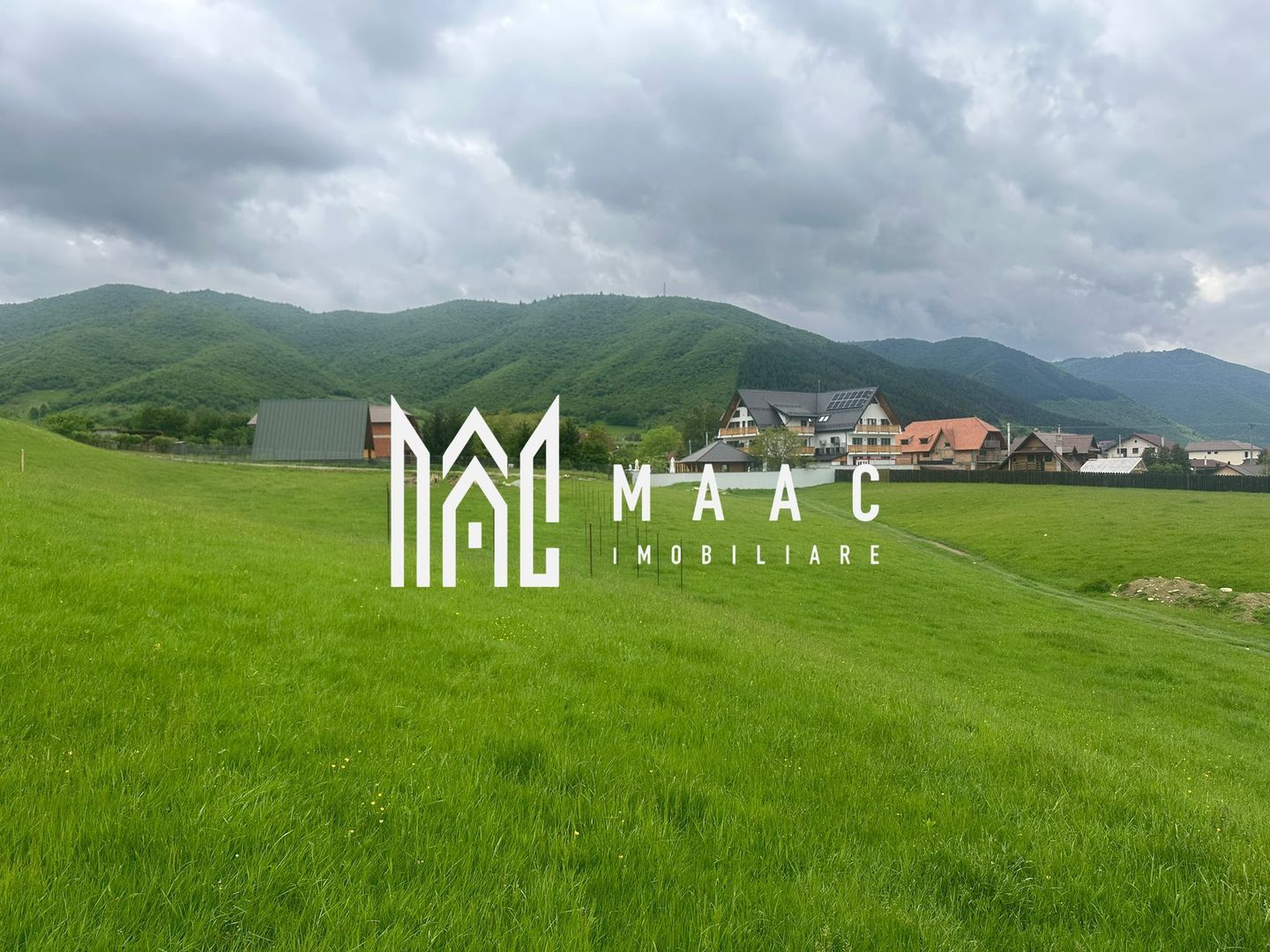 Teren cu potențial turistic I 1200 MP I Gura Râului – Mărăjdiei