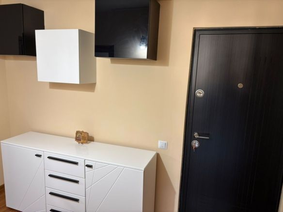 De vanzare apartament  cu 2 camere, renovat, etaj 4 , Mazepa 1, 85.000 euro - foto 2