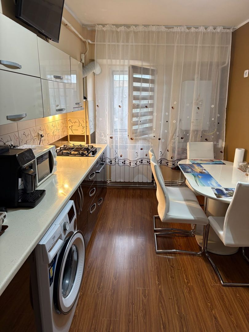 anBn-16922 De vanzare apartament cu 2 camere, renovat, etaj 4 , Mazepa 1, 85.000 euro