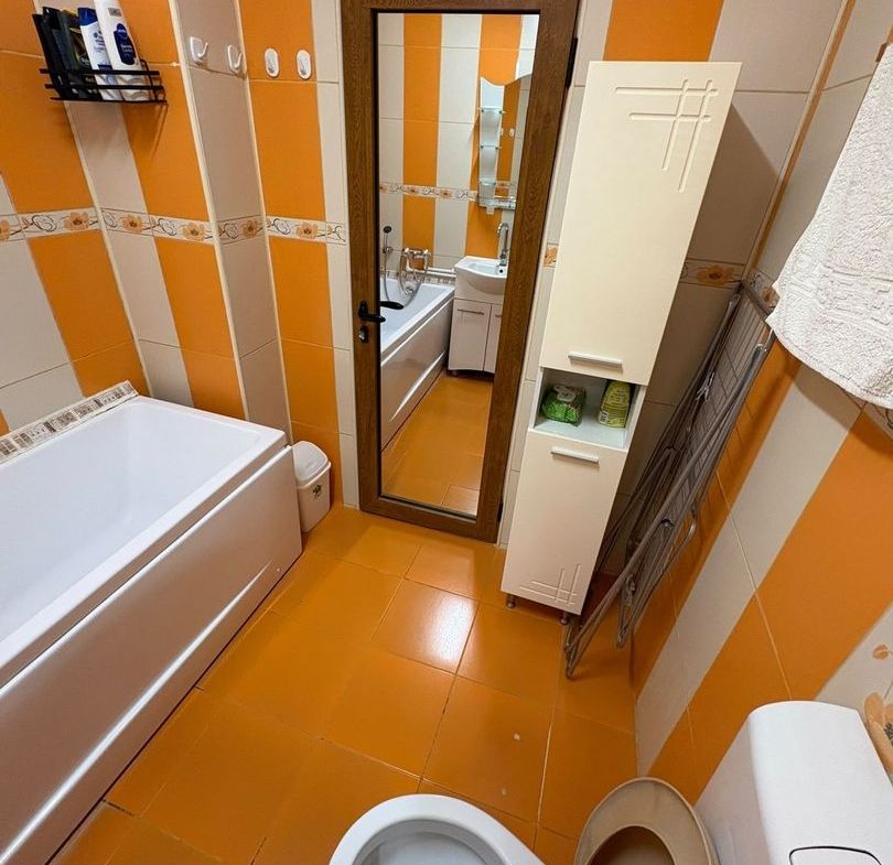 De vanzare apartament  cu 2 camere, renovat, etaj 4 , Mazepa 1, 85.000 euro