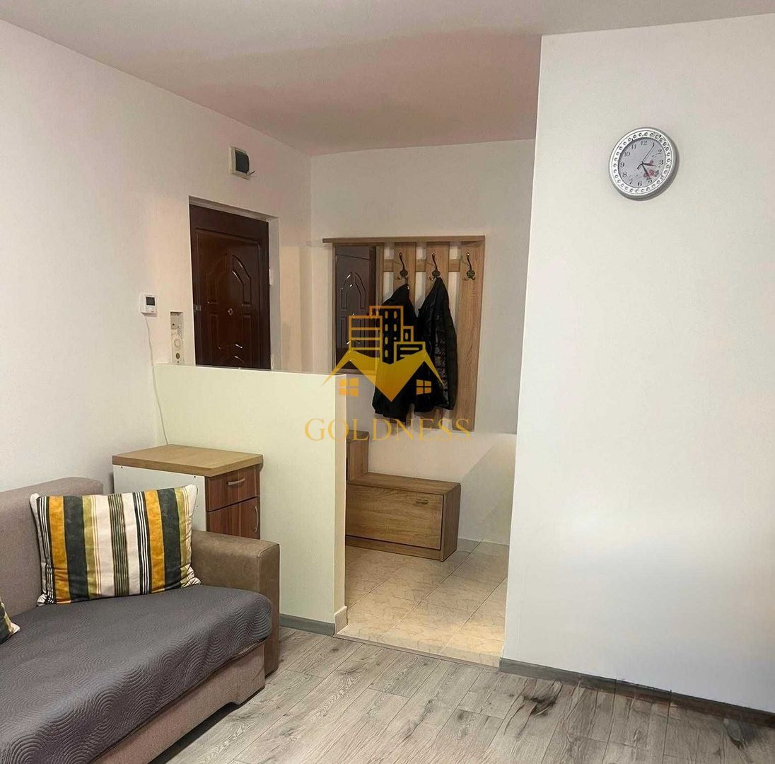 1 camera, Intre Lacuri, Iulius Mall, FSEGA, Centrala proprie