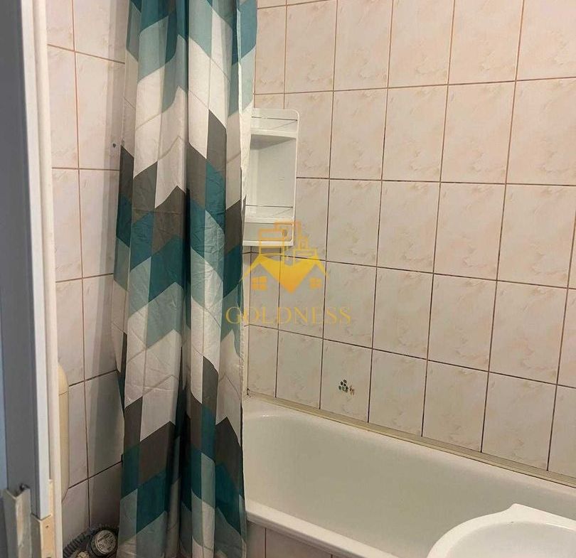 1 camera, Intre Lacuri, Iulius Mall, FSEGA, Centrala proprie