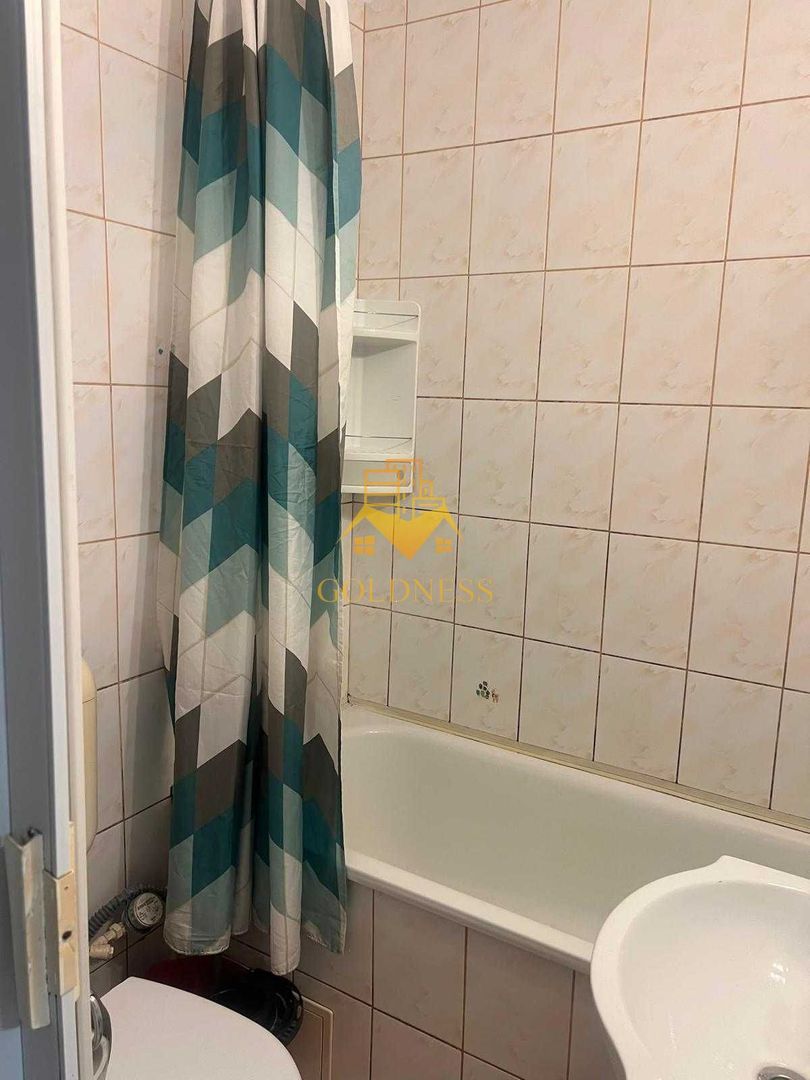 1 camera, Intre Lacuri, Iulius Mall, FSEGA, Centrala proprie