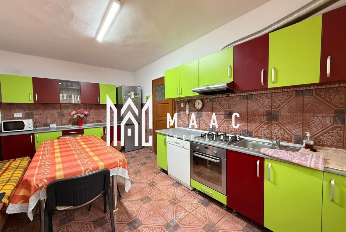 Apartament 4 camere | Curte | 3 bai | 4 balcoane | Strand