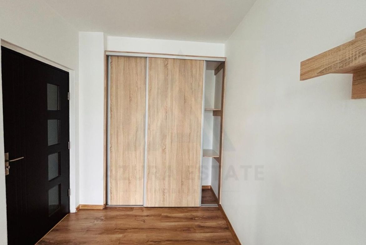 Apartament 2 camere decomandate  cu terasa si loc de parcare Turnisor