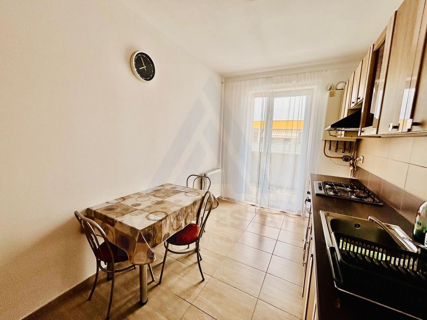 anBn-17079 Apartament 2 camere decomandate cu terasa si loc de parcare Turnisor