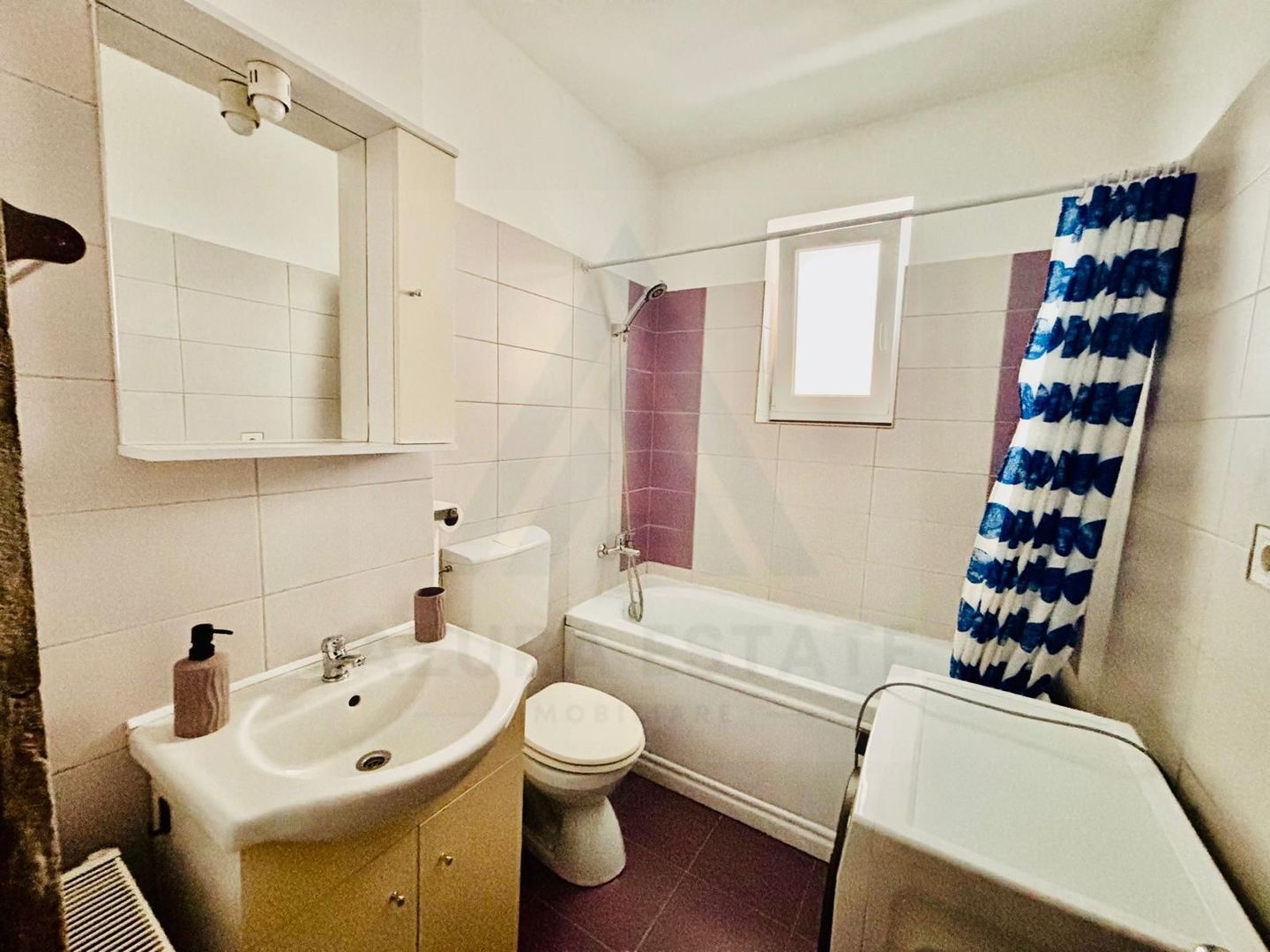 anBn-17082 Apartament 2 camere decomandate cu terasa si loc de parcare Turnisor