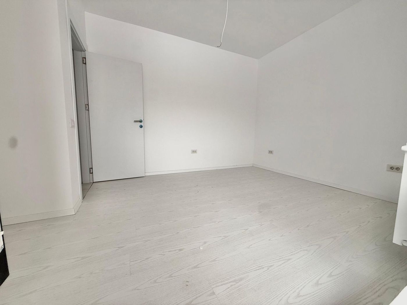 Ap. doua camere zona Militari Residence DOUA BALCOANE - foto 4