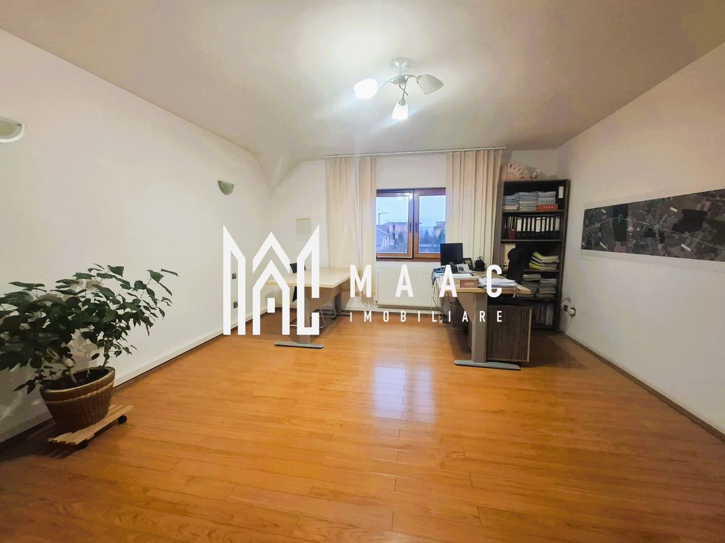 anBn-17173 Casă de vânzare Șelimbăr | 9 camere | 395 mp utili, teren 544 mp