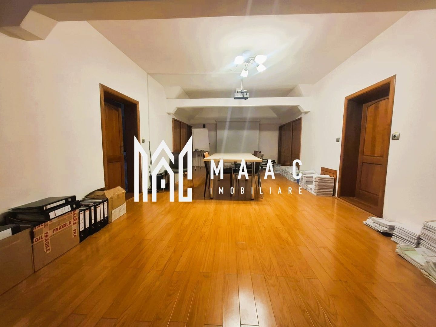 anBn-17175 Casă de vânzare Șelimbăr | 9 camere | 395 mp utili, teren 544 mp