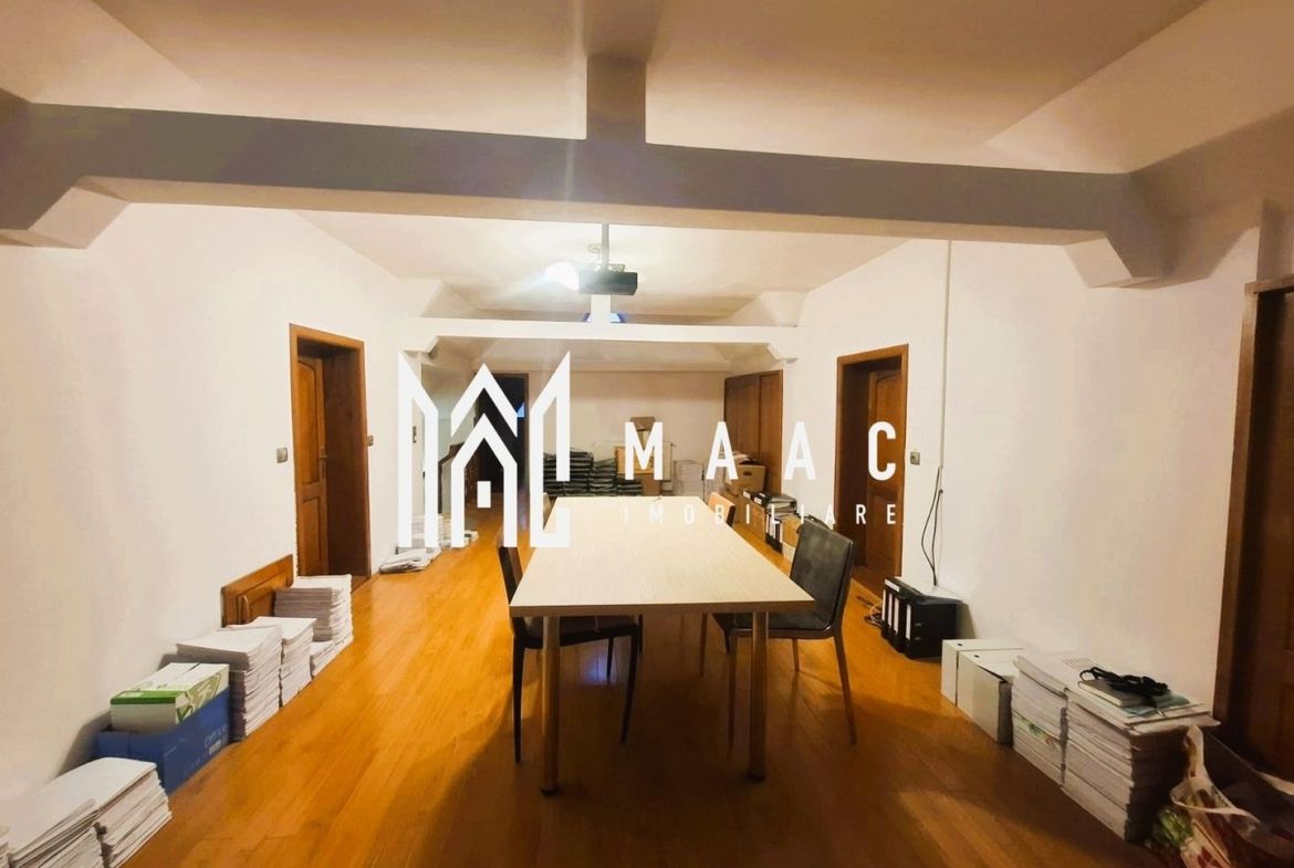 Casă de vânzare Șelimbăr | 9 camere | 395 mp utili, teren 544 mp