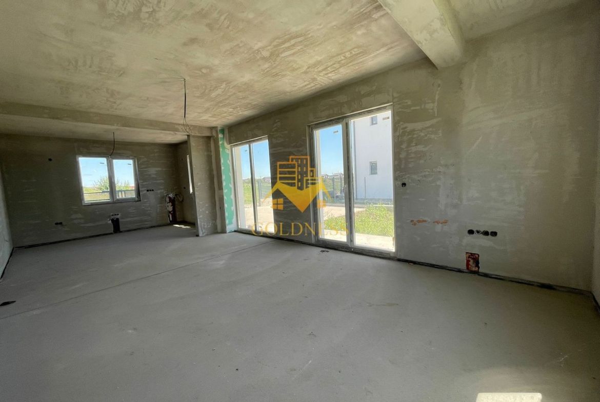 Casă individuală, 4 camere, 470 mp teren, 90 mp, Jucul de Miijloc,Cluj