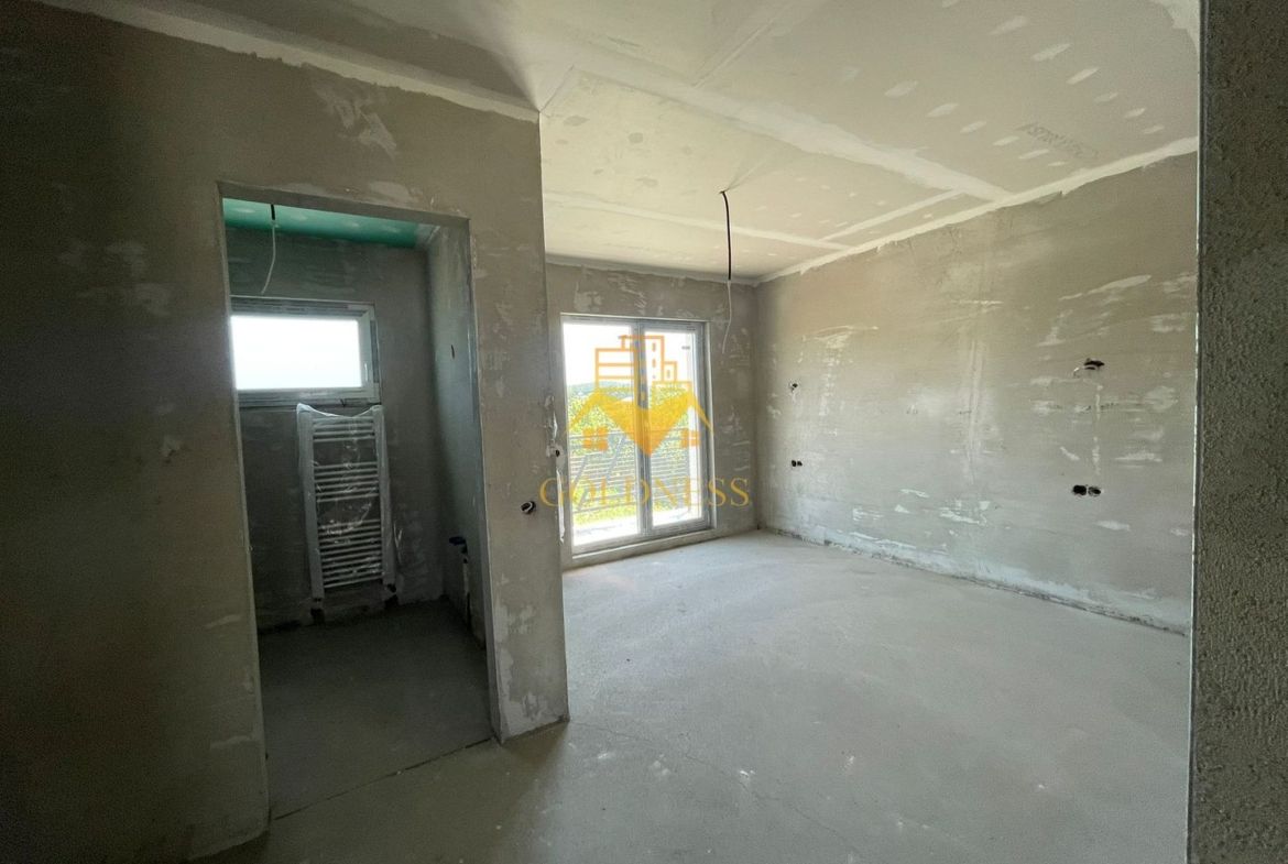 Casă individuală, 4 camere, 470 mp teren, 90 mp, Jucul de Miijloc,Cluj
