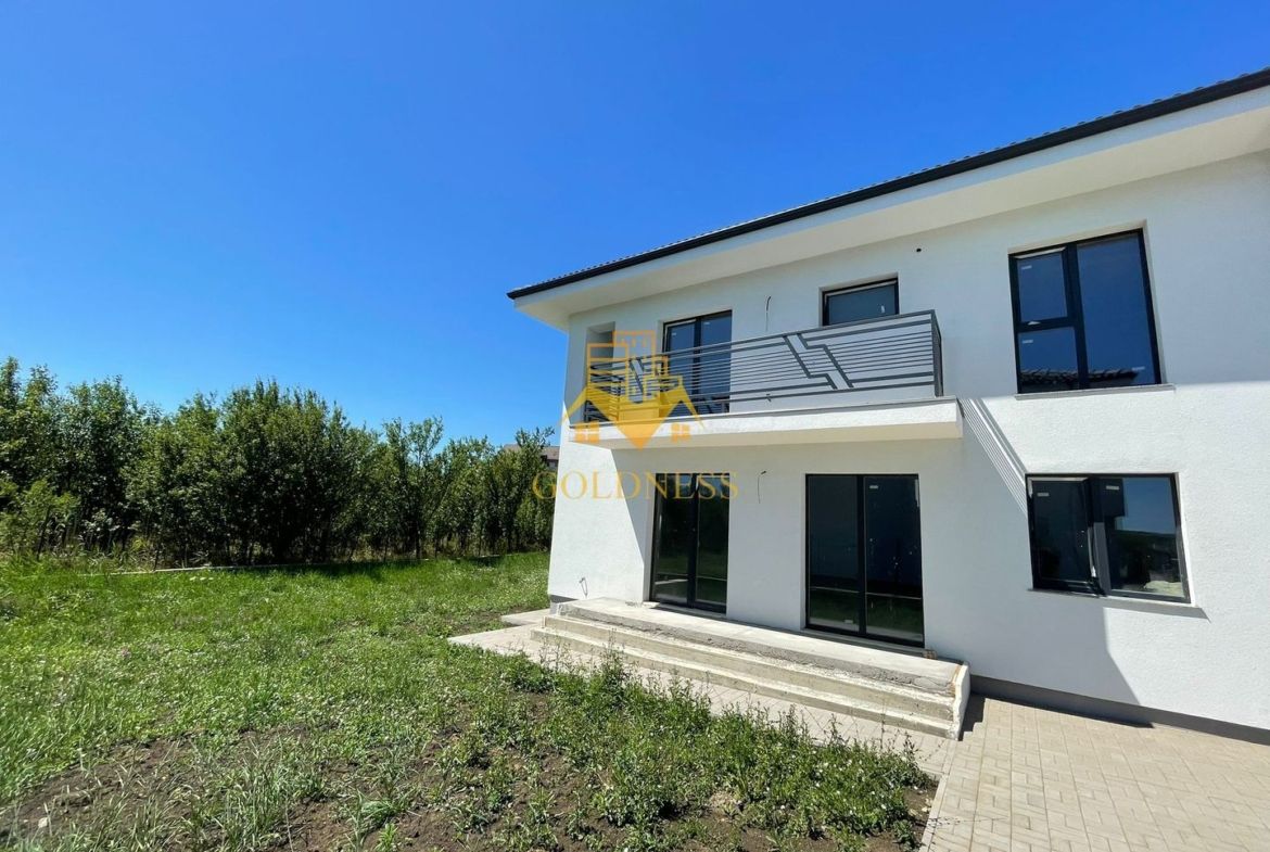 Casă individuală, 4 camere, 470 mp teren, 90 mp, Jucul de Miijloc,Cluj