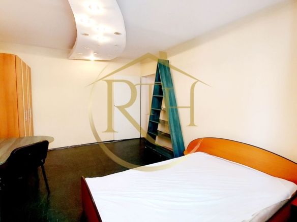 Oferim spre inchiriere apartament 1 camera, decomandat, Complex Studentesc