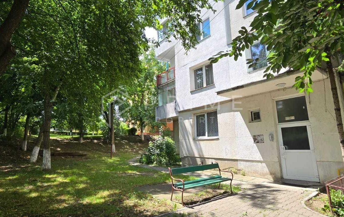 Apartament 3 camere, decomandat – Zonă liniștită în Cartierul Tudor