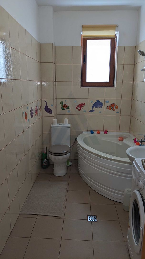 Garsoniera moderna 38 mp utili la parter  loc de parcare in Selimbar