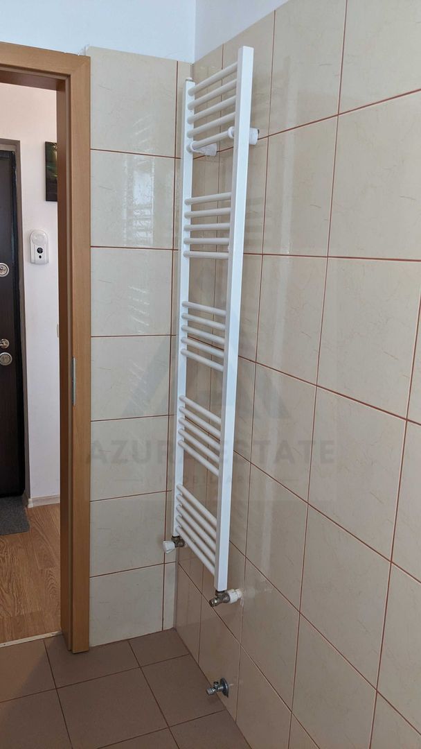Garsoniera moderna 38 mp utili la parter  loc de parcare in Selimbar